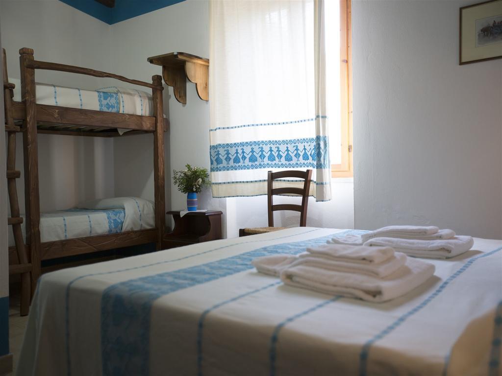 Country house S'ozzastru *